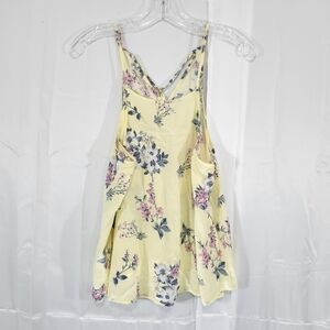 Hollister Size Small Yellow Floral Tie Back Top